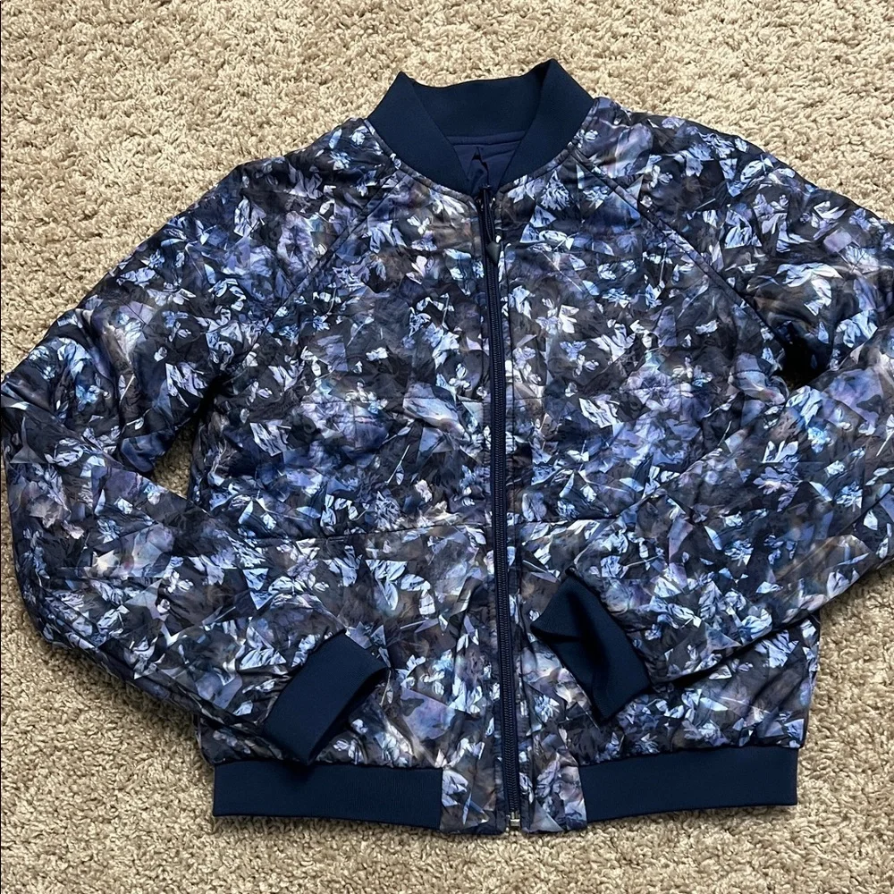 Ivivva Navy Reversable Bomber Jacket Girls sz 4-6